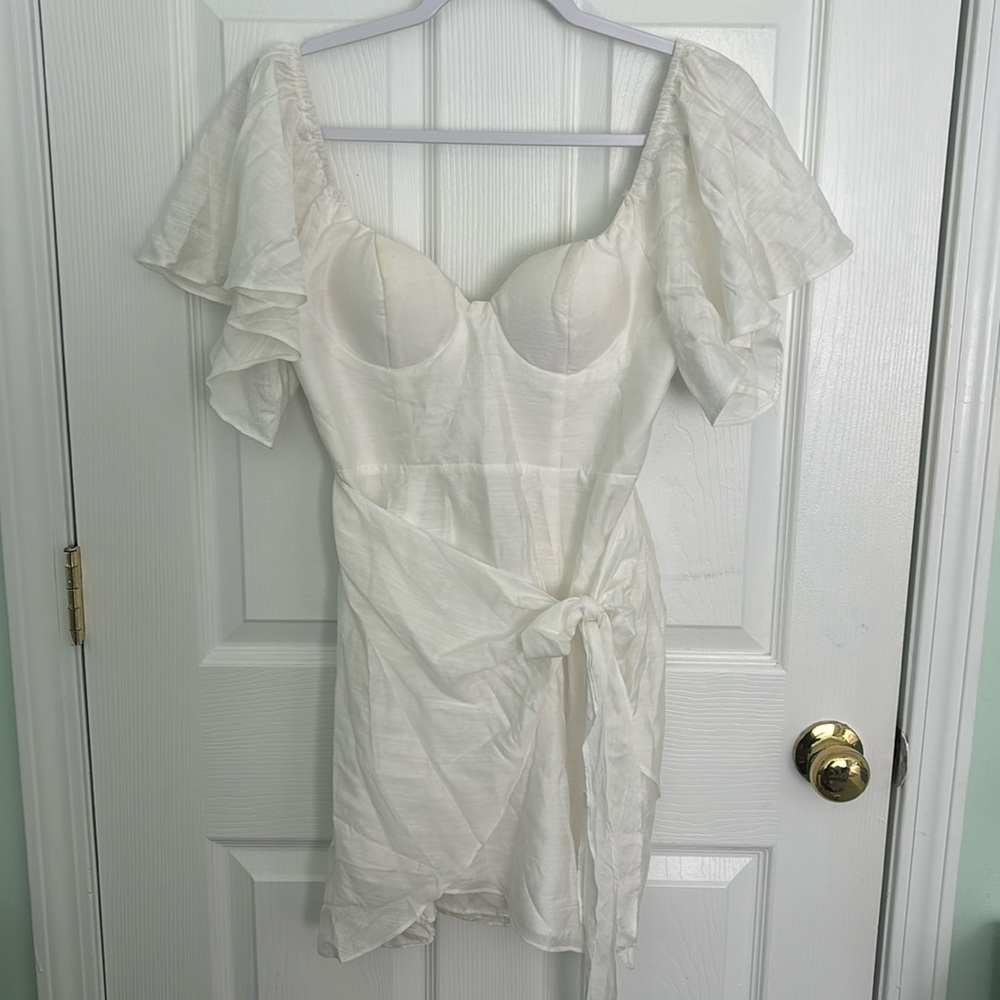 White Mini Dress from Selfie Leslie!!! 🤍
